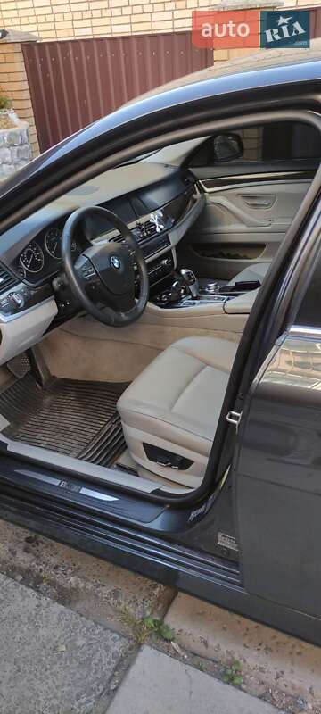 Седан BMW 5 Series 2012 в Золочеве