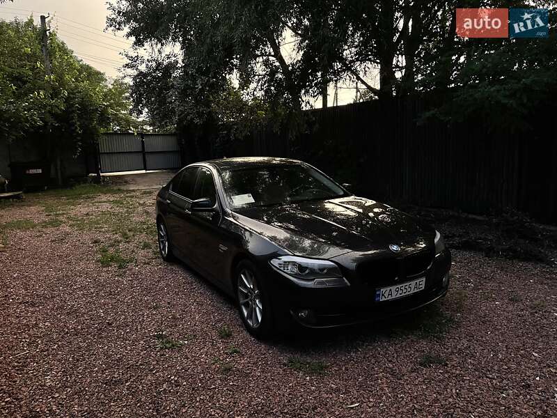 Седан BMW 5 Series 2011 в Киеве