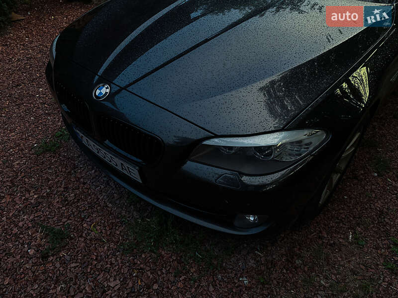 Седан BMW 5 Series 2011 в Киеве