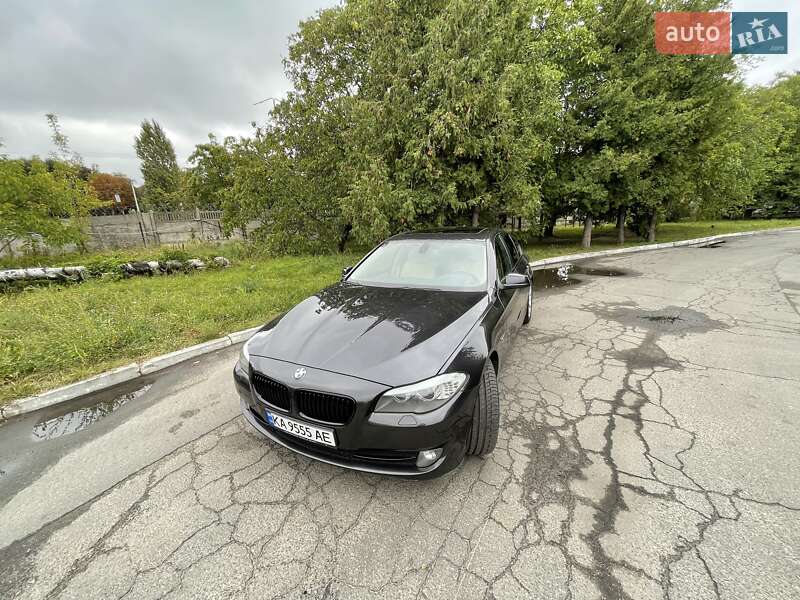 Седан BMW 5 Series 2011 в Киеве