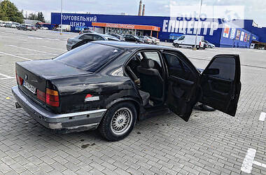 Седан BMW 5 Series 1993 в Тернополе