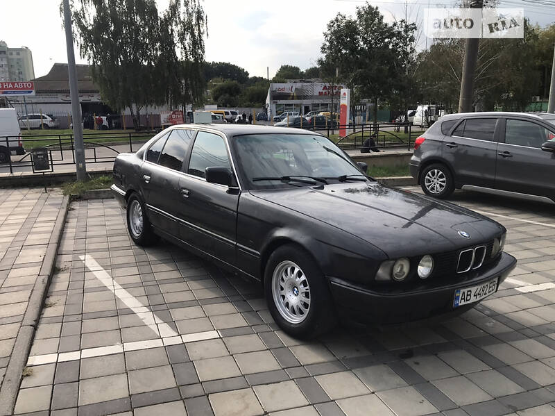 Седан BMW 5 Series 1991 в Вінниці