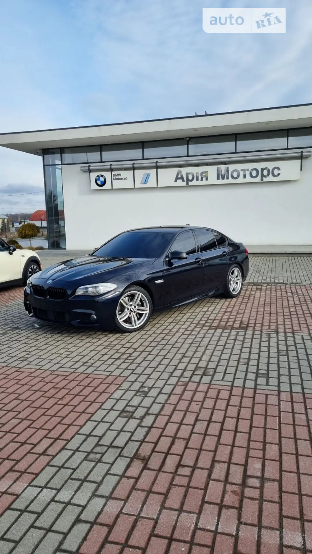 2012 BMW 5er - мініатюра 4