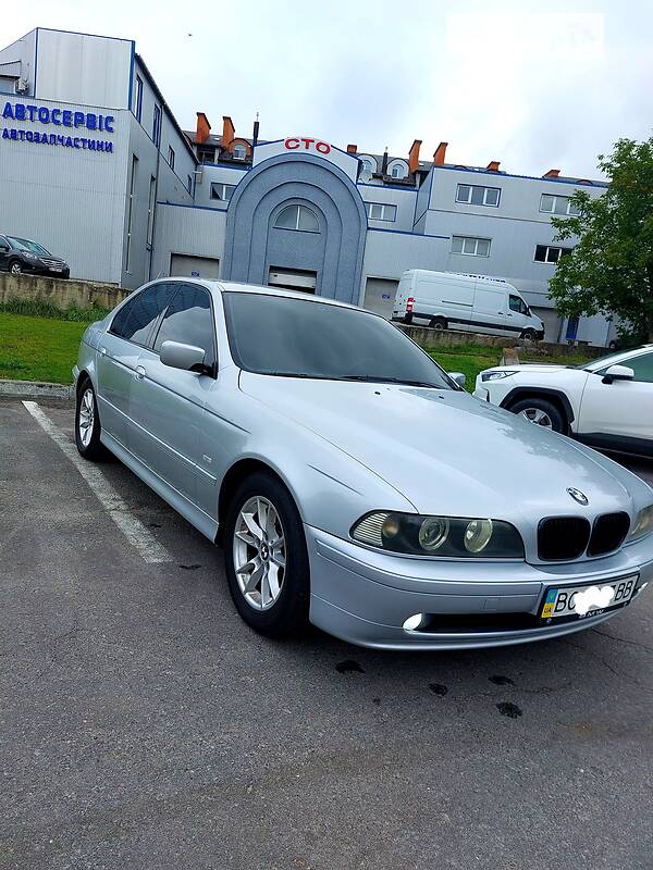 Седан BMW 5 Series 2002 в Тернополі