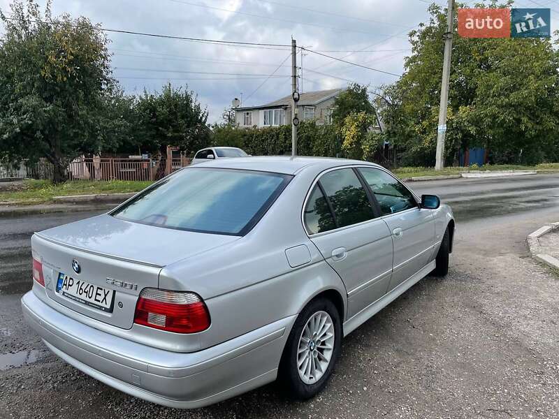 Седан BMW 5 Series 2000 в Запоріжжі