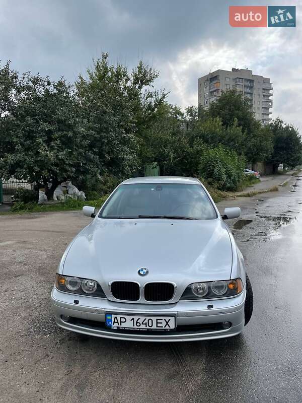 BMW 5 Series 2000