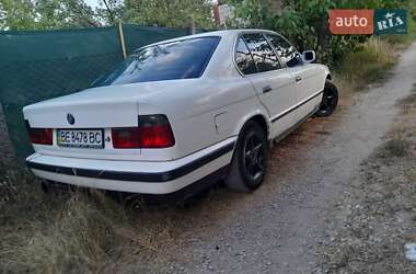 Седан BMW 5 Series 1992 в Миколаєві