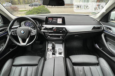 Седан BMW 5 Series 2018 в Тячеві