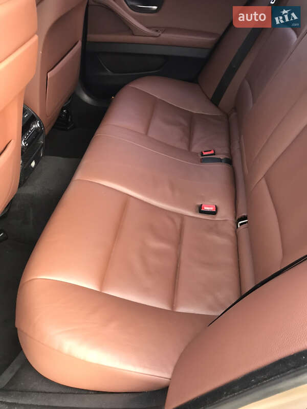 Седан BMW 5 Series 2010 в Києві