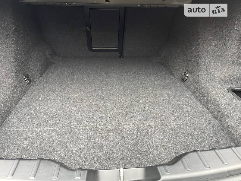 Седан BMW 5 Series 2012 в Києві