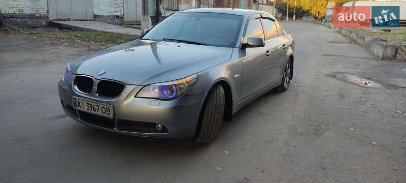 Седан BMW 5 Series 2004 в Києві
