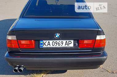 Седан BMW 5 Series 1993 в 