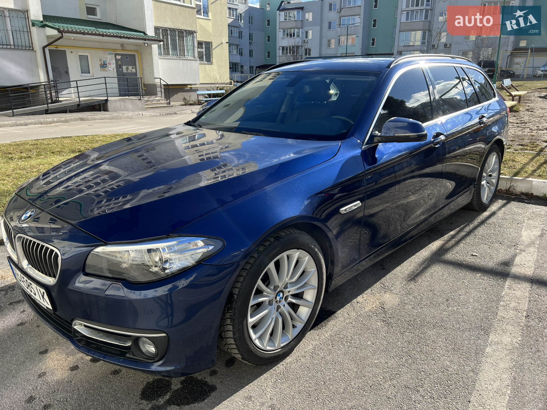 2017 BMW 5er - мініатюра 3