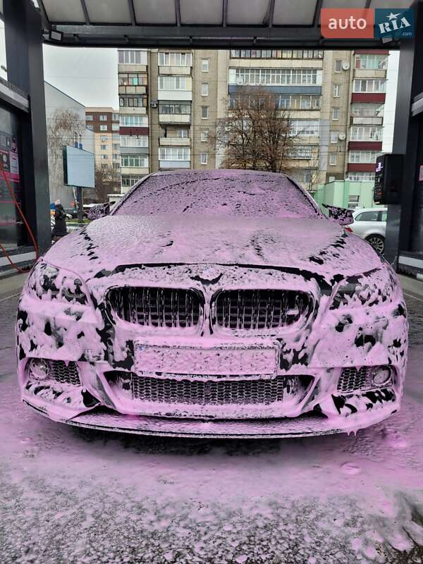 Седан BMW 5 Series 2011 в Хмельницькому
