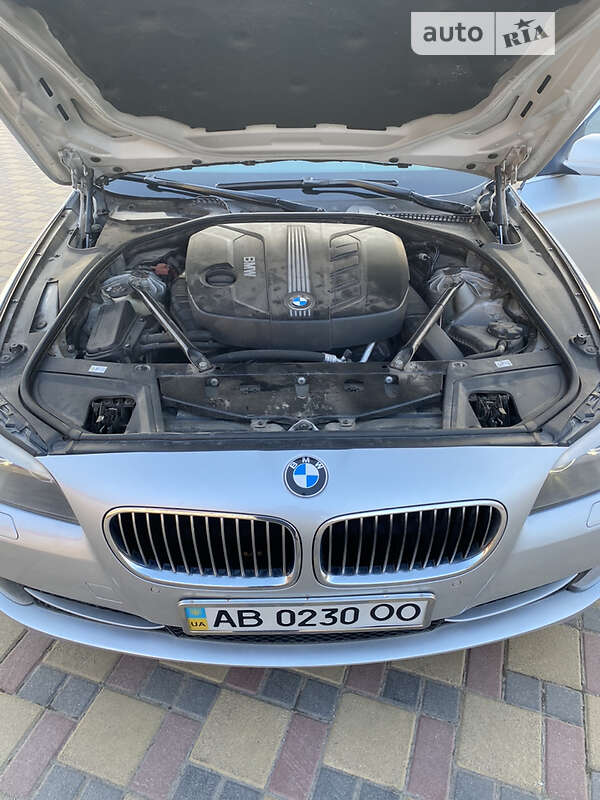 Седан BMW 5 Series 2012 в Гайсине