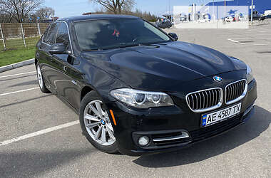 Седан BMW 5 Series 2015 в Дніпрі