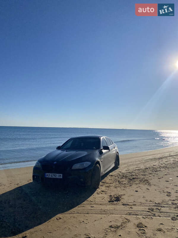 Седан BMW 5 Series 2013 в Харькове