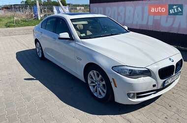 Седан BMW 5 Series 2012 в 
