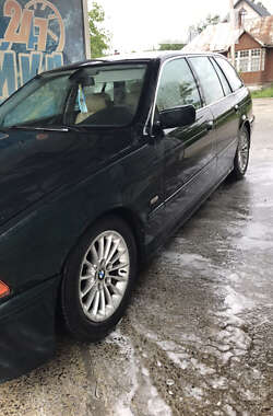 Универсал BMW 5 Series 2001 в Старом Самборе