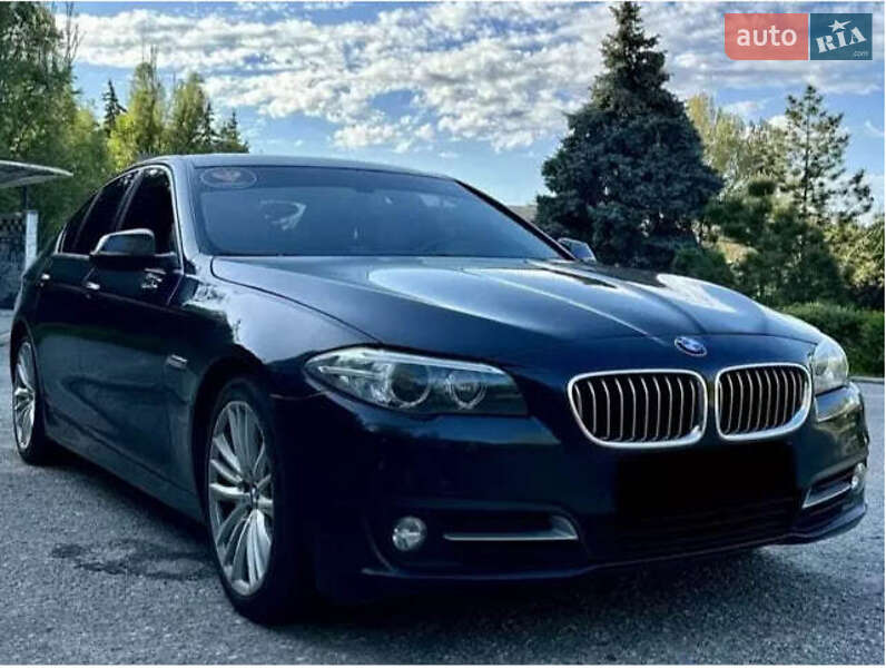 Седан BMW 5 Series 2015 в Ивано-Франковске