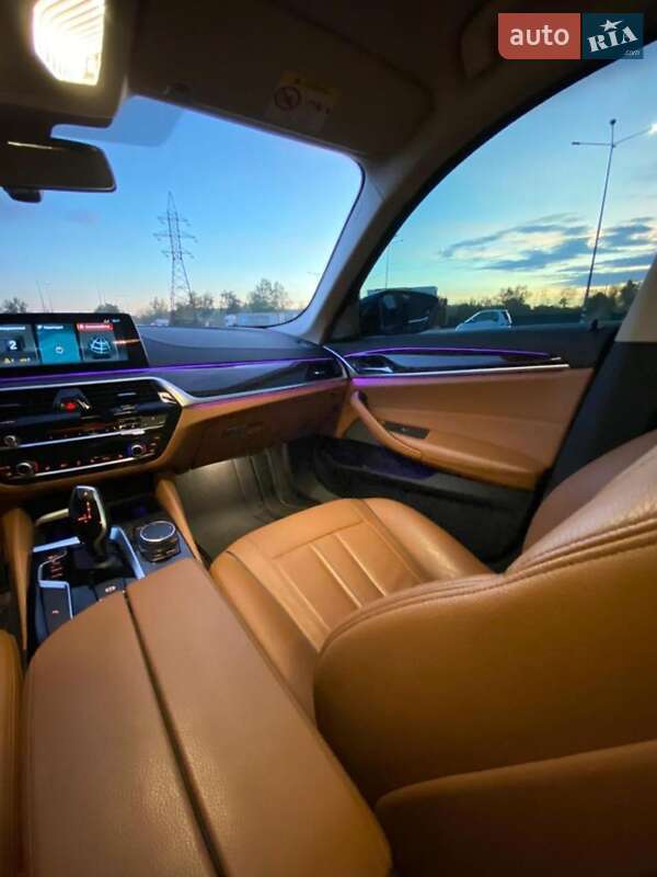 Седан BMW 5 Series 2017 в Киеве