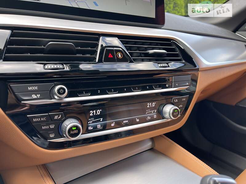 Седан BMW 5 Series 2021 в Києві