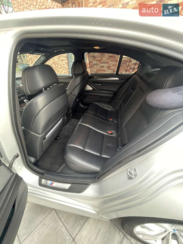 Седан BMW 5 Series 2013 в Виннице