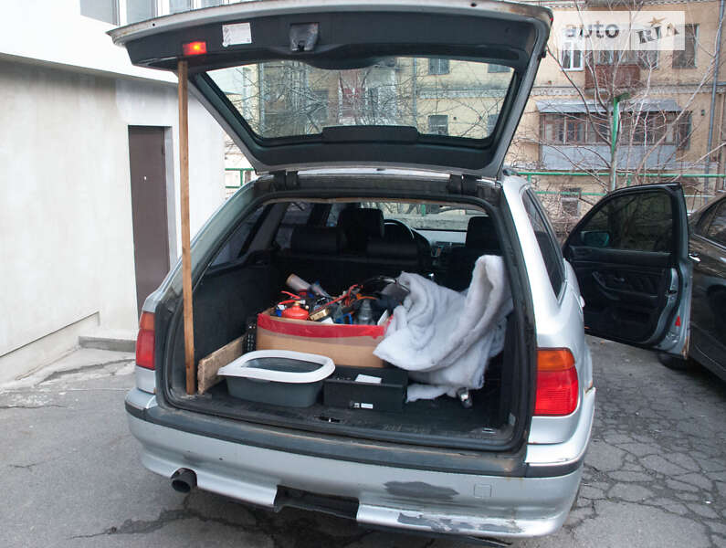 Универсал BMW 5 Series 1998 в Киеве