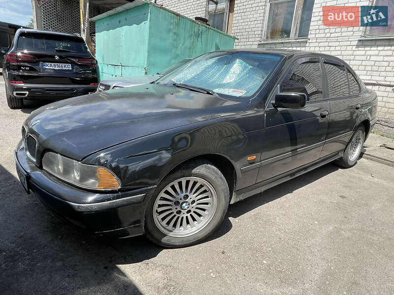 Седан BMW 5 Series 1998 в 
