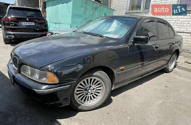 Седан BMW 5 Series 1998 в 