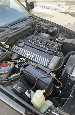 Седан BMW 5 Series 1990 в 