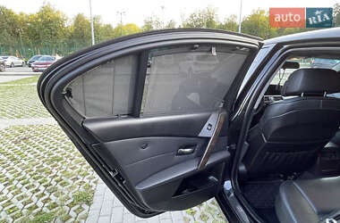 Седан BMW 5 Series 2004 в 