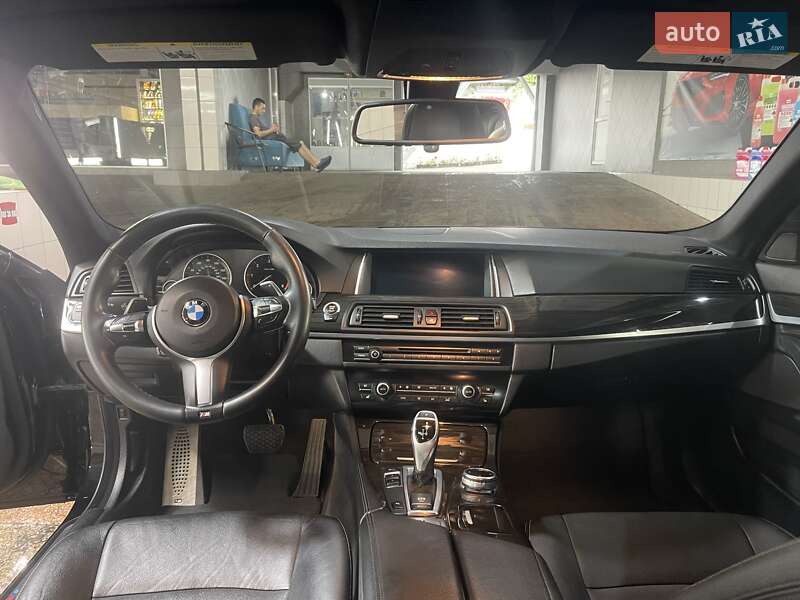 Седан BMW 5 Series 2014 в Львове