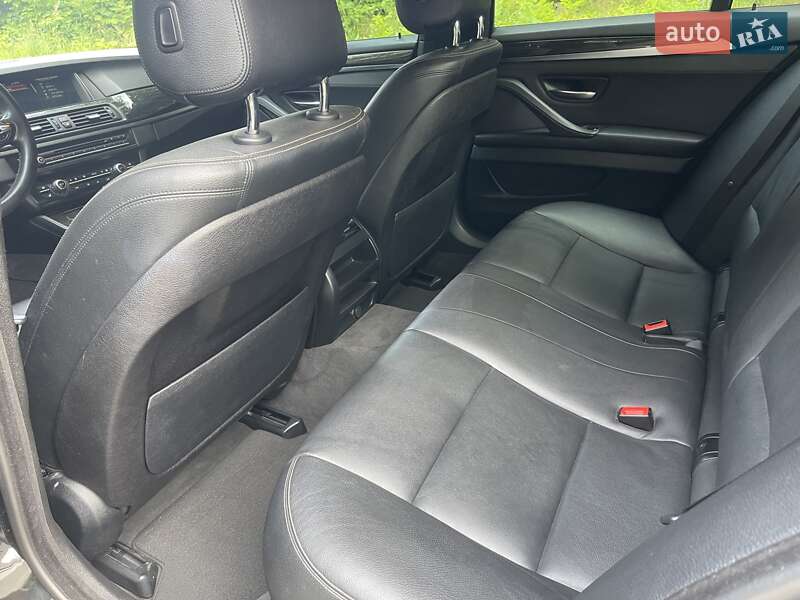 Седан BMW 5 Series 2014 в Львове