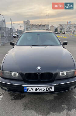 Седан BMW 5 Series 1998 в Киеве