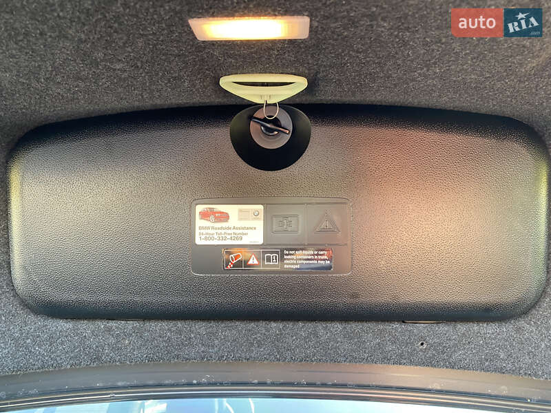 Седан BMW 5 Series 2012 в Трускавці