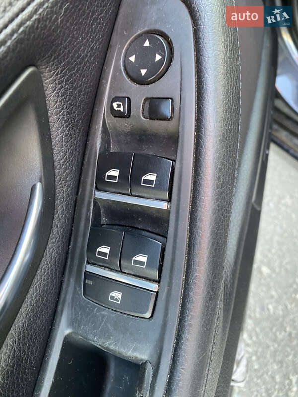 Седан BMW 5 Series 2012 в Трускавці