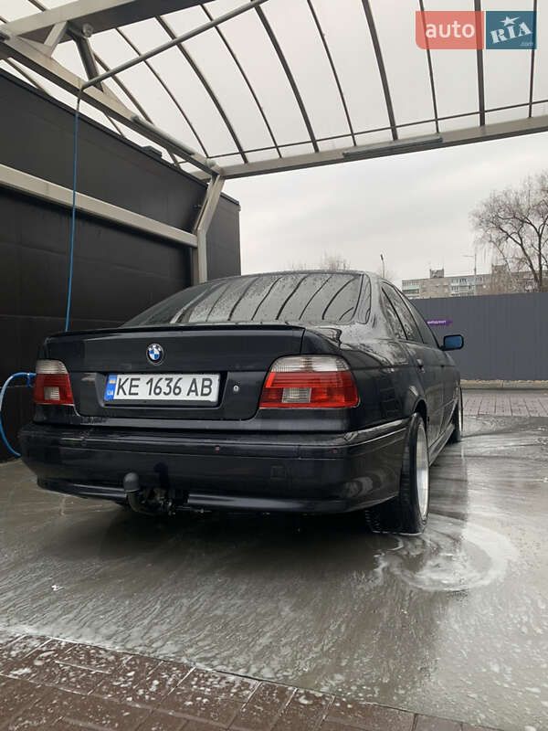 Седан BMW 5 Series 2001 в Дніпрі