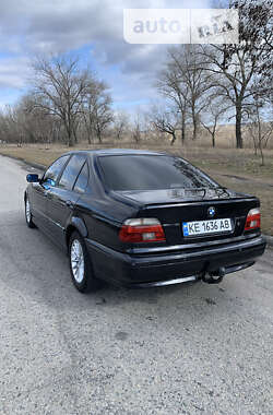 Седан BMW 5 Series 2001 в Дніпрі