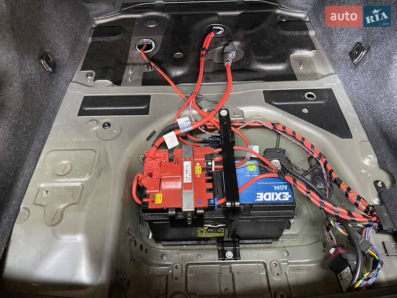 Седан BMW 5 Series 2010 в Запоріжжі