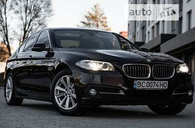 Седан BMW 5 Series 2016 в Новояворовске