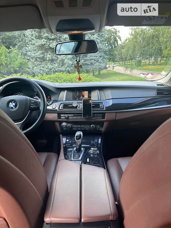 Седан BMW 5 Series 2016 в Житомирі