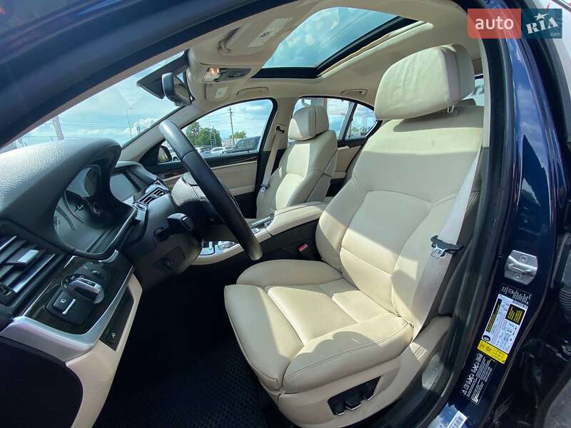 Седан BMW 5 Series 2012 в Львове