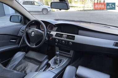 Седан BMW 5 Series 2005 в 