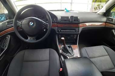 Седан BMW 5 Series 2001 в Києві