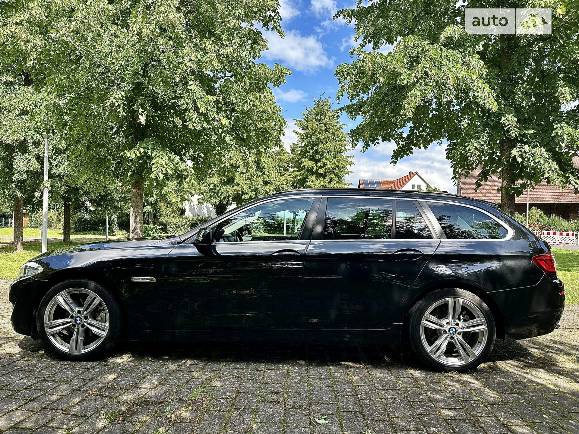 2012 BMW 5er - мініатюра 6