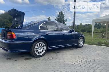 Седан BMW 5 Series 1998 в Тячеві