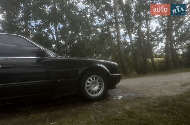 Седан BMW 5 Series 1990 в Житомирі