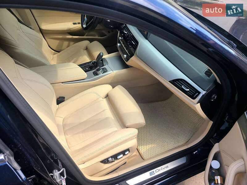 Седан BMW 5 Series 2019 в Тернополе фото 12 Седан BMW 5 Series 2019 в Тернополе