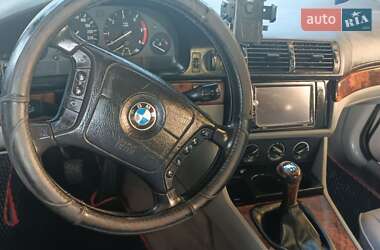 Седан BMW 5 Series 1999 в 